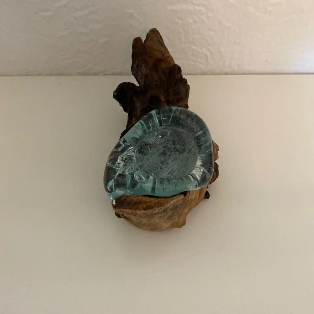 Driftwood glass decor - Picture 3 of 7